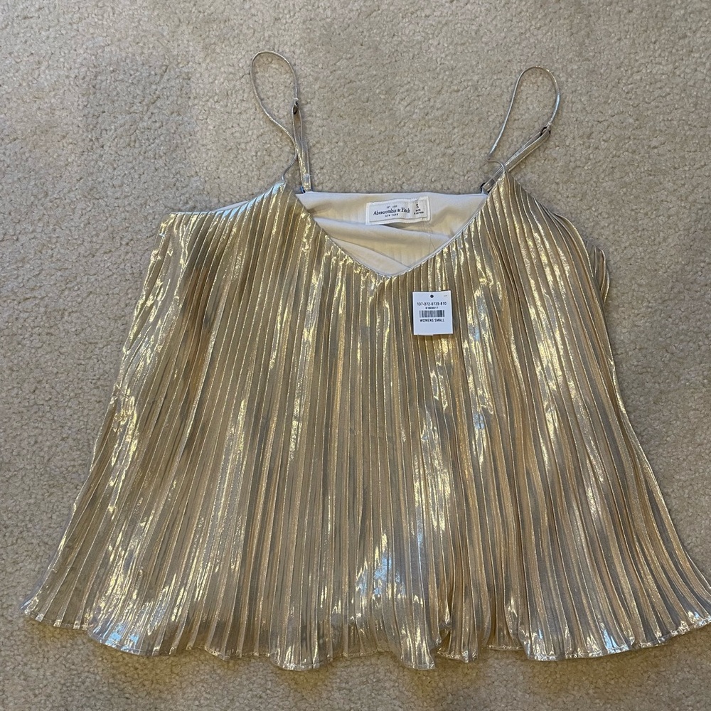Abercrombie & Fitch Women’s Gold Metallic Tank Top Pleated Size Small Lined